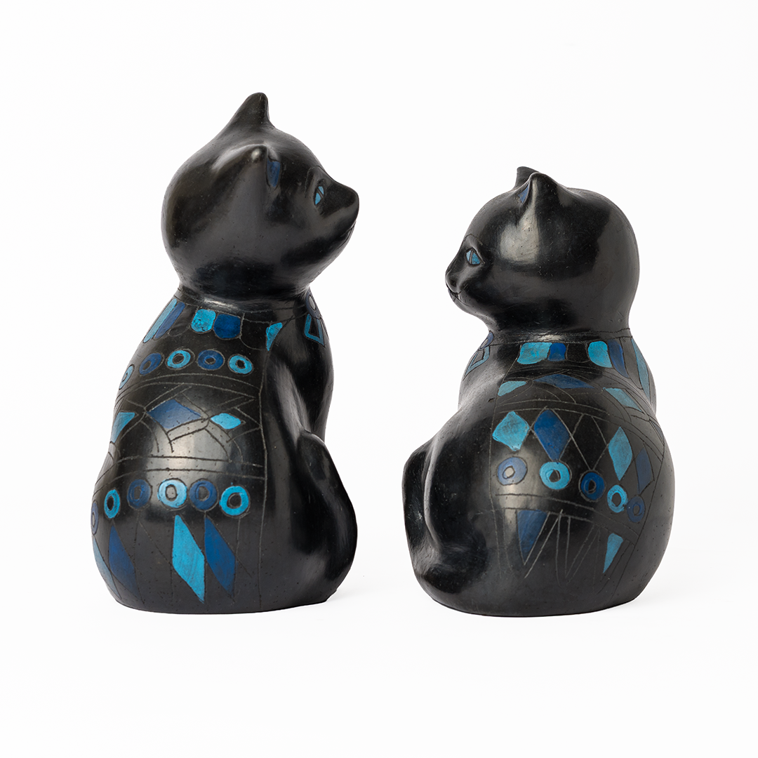 Vintage Oaxaca Black Pottery Cat Pair – Manuel Felguérez Style Twin Cat Sculptures