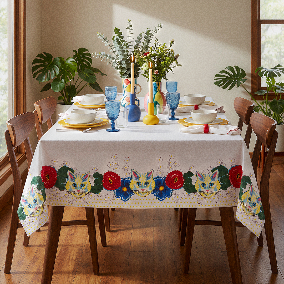 Blue Floral Cat Tablecloth | 58"x102"
